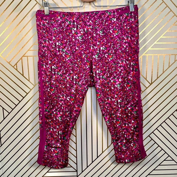 Lululemon Real Quick Crop Paradise Camo Regal Plum - Picture 2 of 10